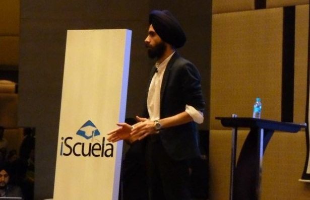 iScuela launch event