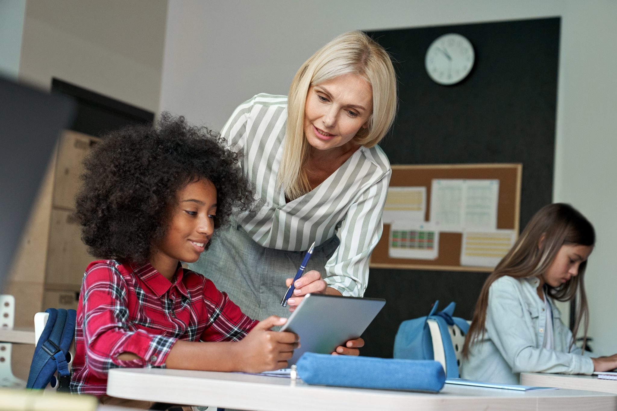 Teacher teaching students